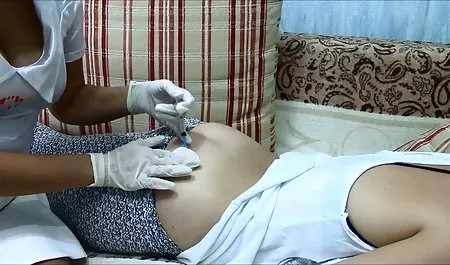Валері-красива молода дівчина секс красива попа миша